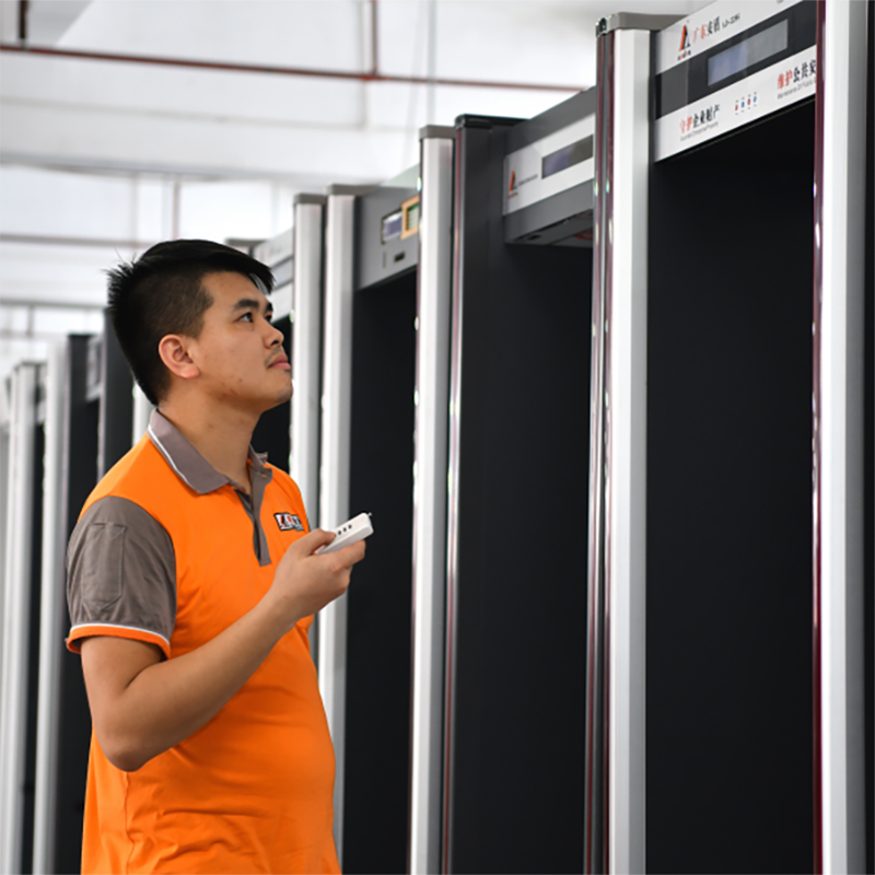 2025款 AD-2286豪華型金屬探測(cè)門(mén)